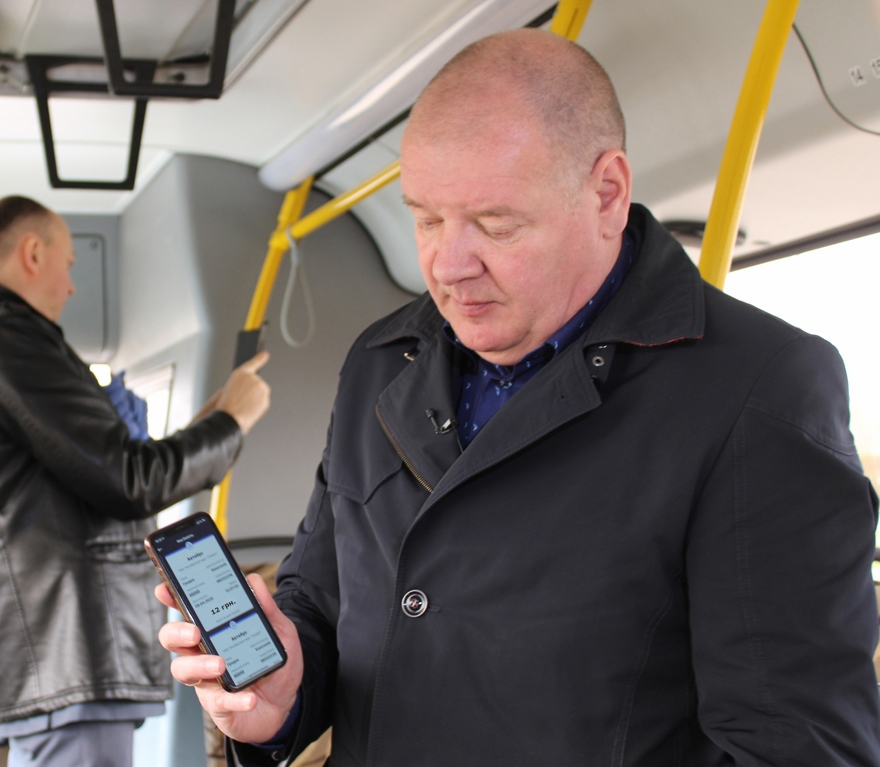 Dozens of passengers use the app every day when traveling in public transport